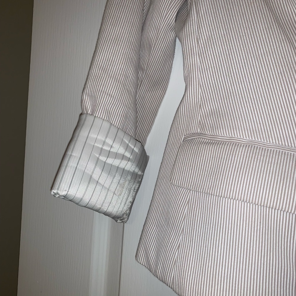 Express Pinstripe Blazer - Picture 6 of 8